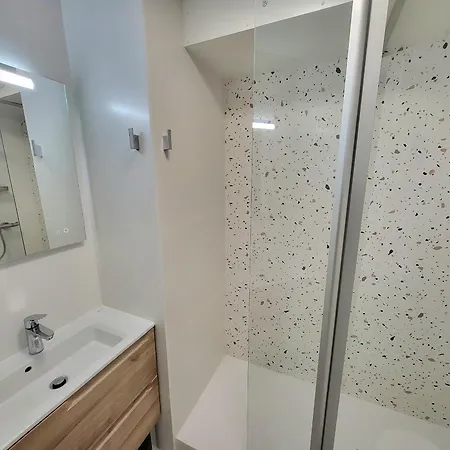 Neuf Proche Avec Wifi - Fr-1-92-952 * Les Sables-dʼOlonne